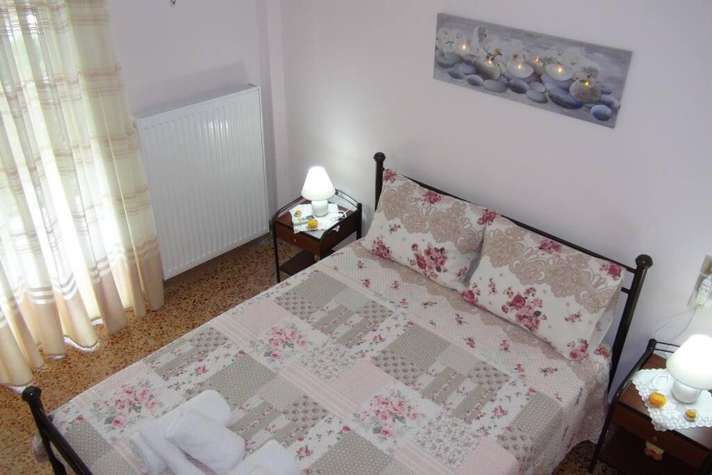 Traditional house by the sea 2