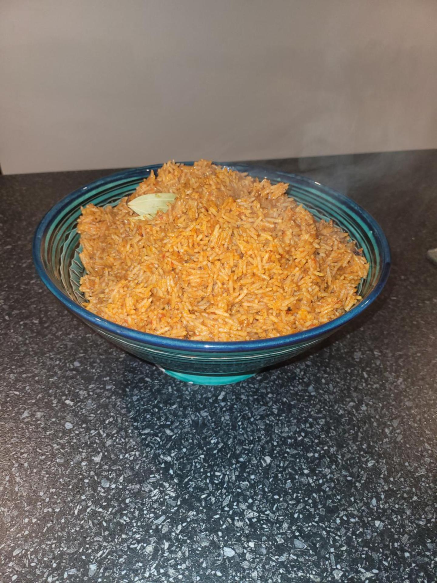 Hidden Treasure-Netflix and Wi-Fi-Basement flat