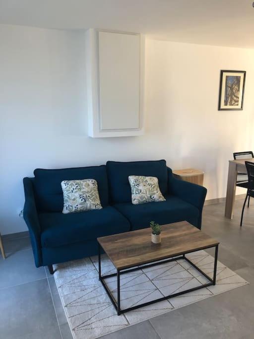 La maison d’à côté