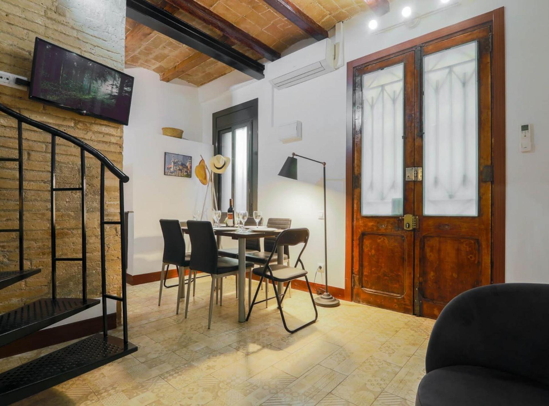 New Listing DUPLEX NEAR THE BEACH Barceloneta