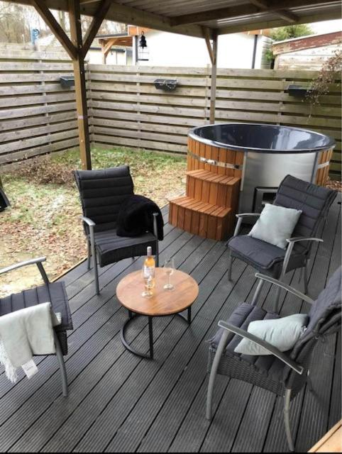 Hottub Forest chalet op de Veluwe!