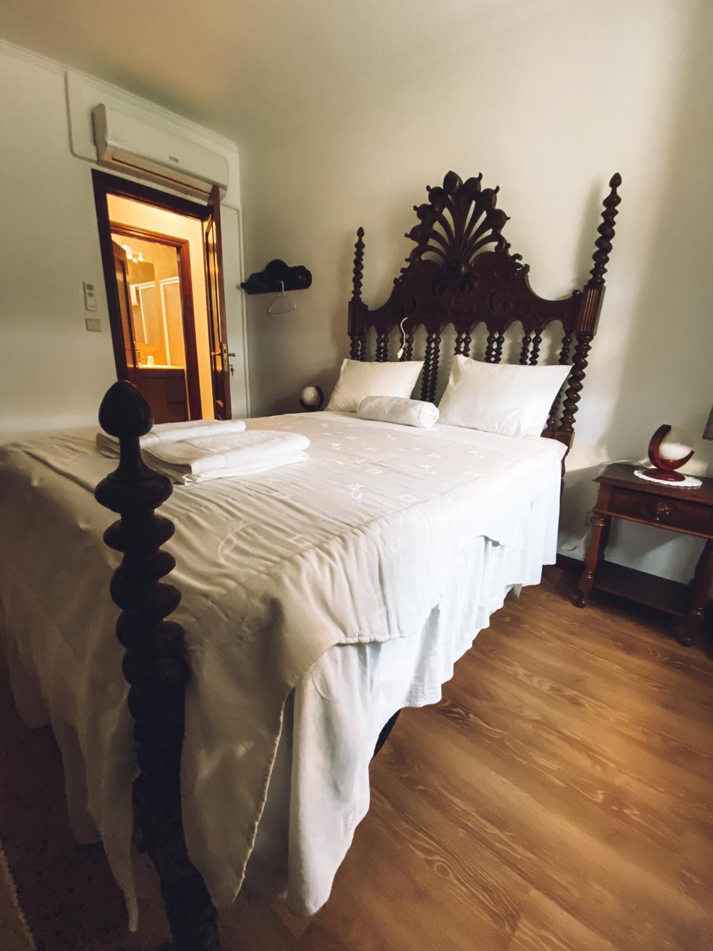 Double Room with Private External Bathroom