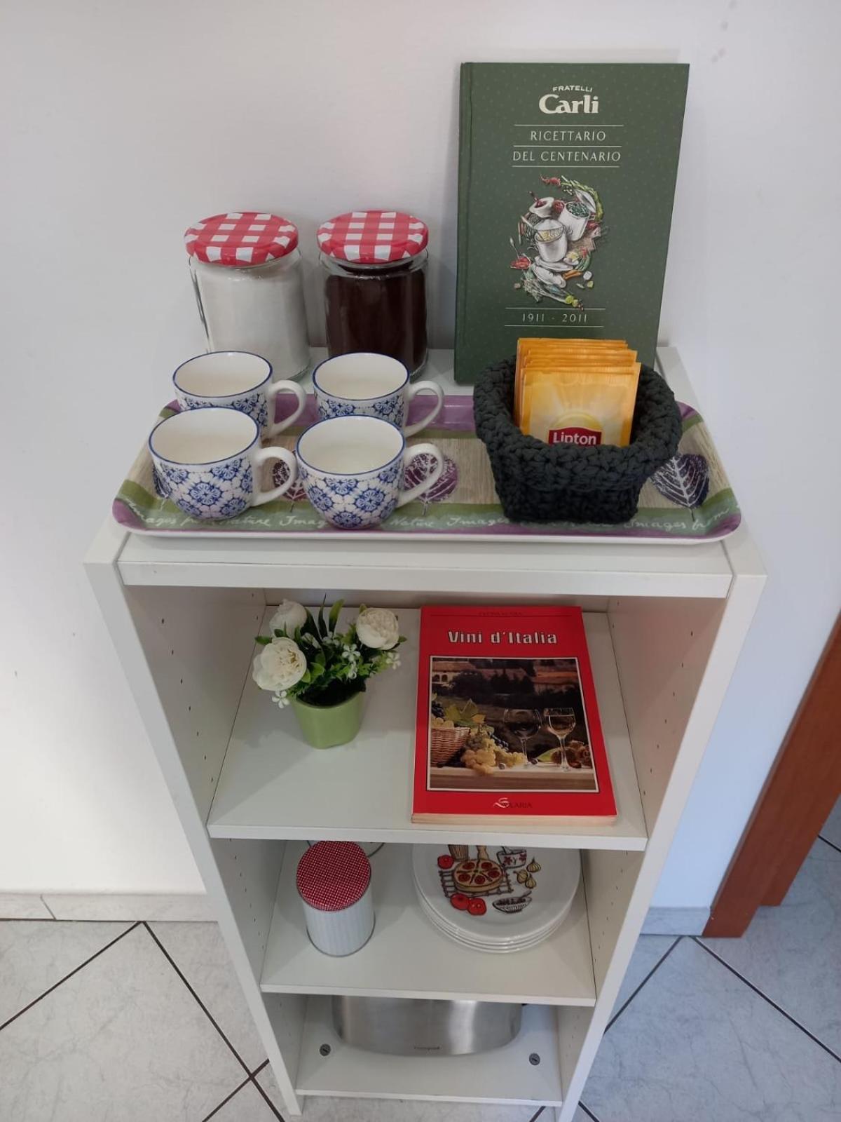 Coffee/tea facilities