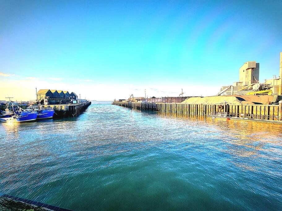 The Lost Lobster - 2 bedroom cottage with parking