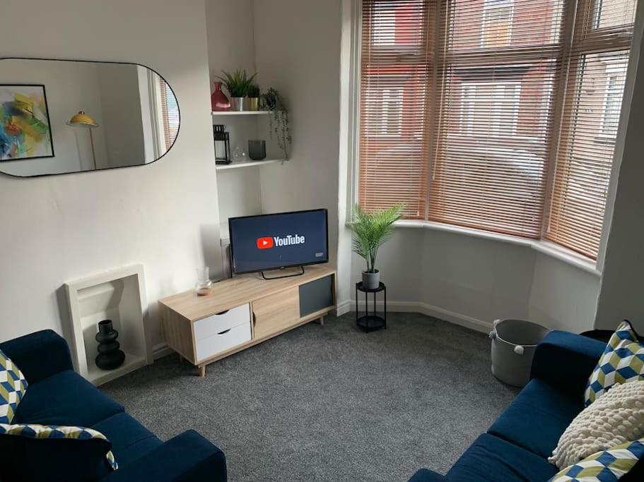 The Crown - Modern & Stylish Home from Home near Hopetown