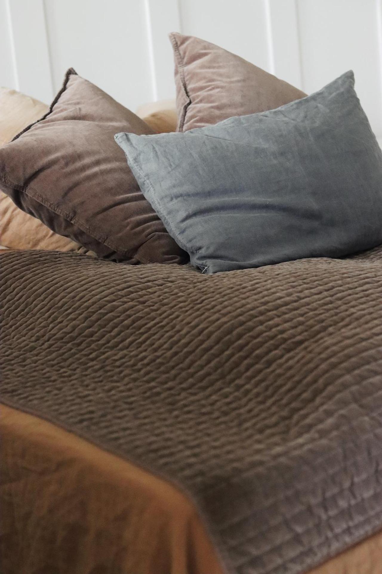 Deluxe Double Room with Balcony and Partial Sea View