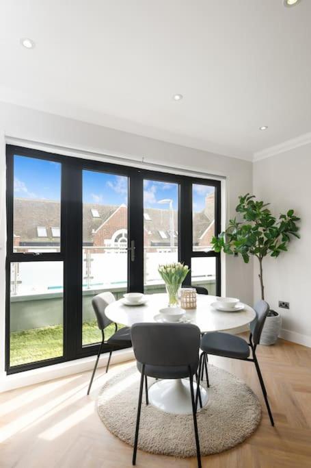 3bed Penthouse 10min to Wimbledon tennis courts