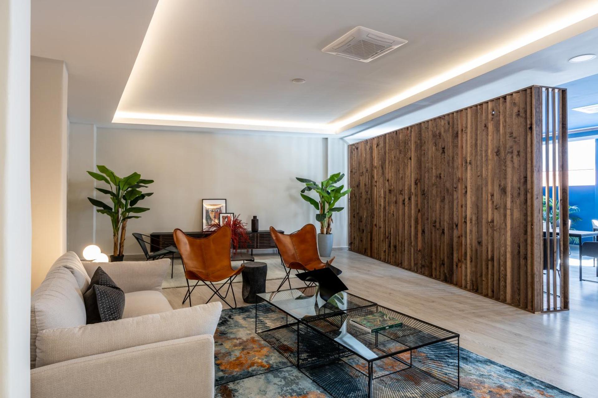 Communal lounge/ TV room