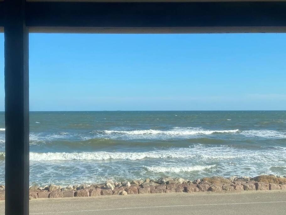 Beach House with Ocean view