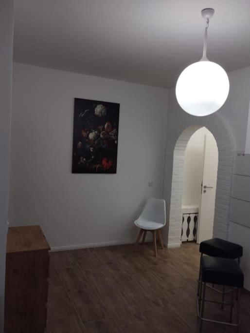 Appartement 4 Personen - Zimmer in Wohnung, zentral, ruhig, modern
