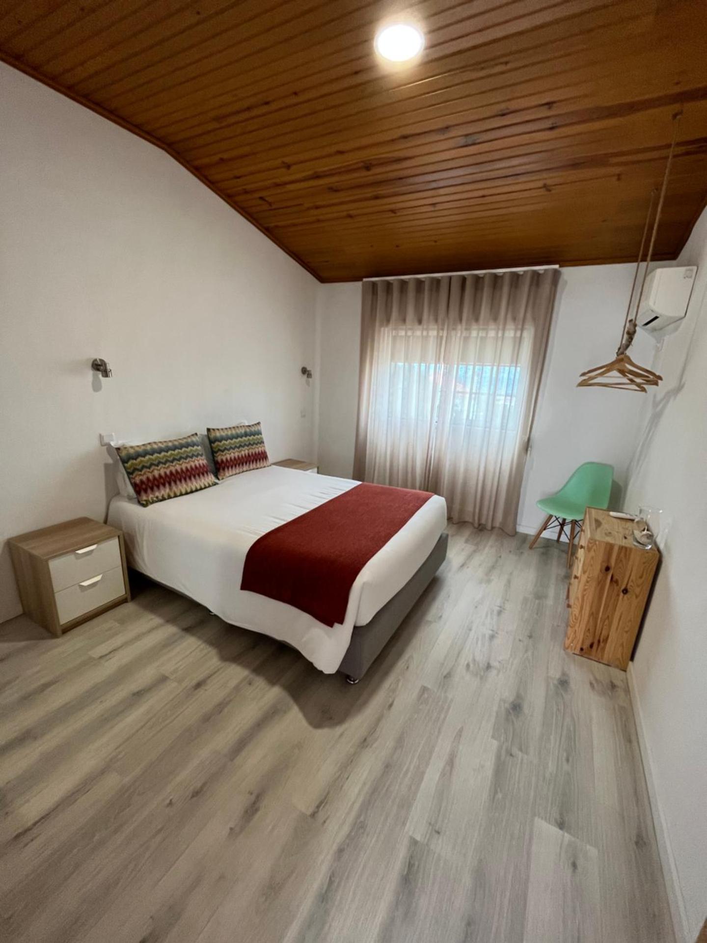 Zulla Nazaré`s Surf Village