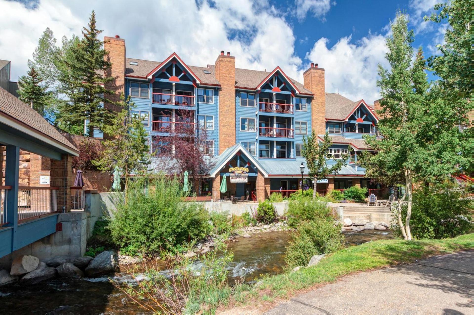 River Mountain Lodge W217