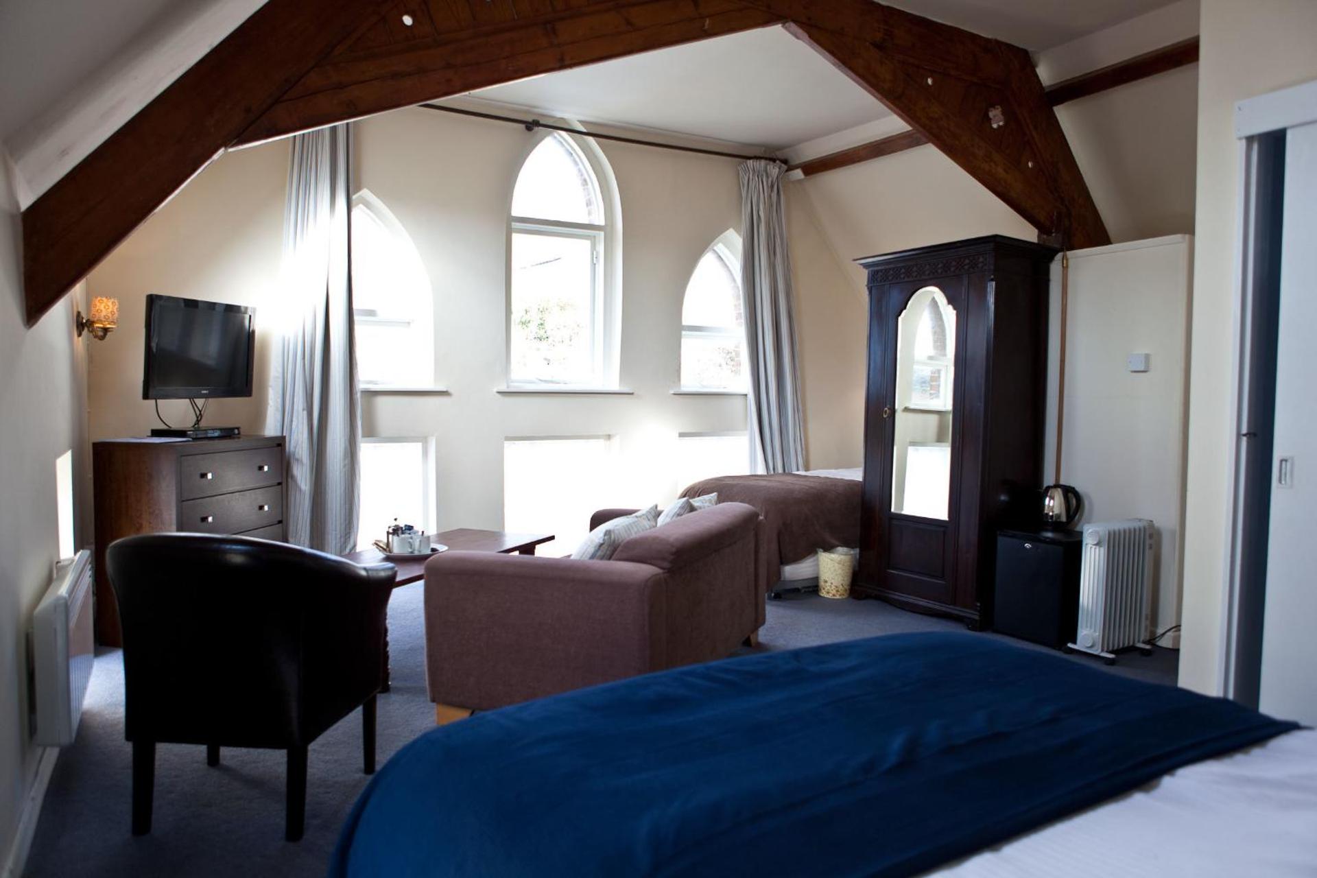 Photo of the whole room