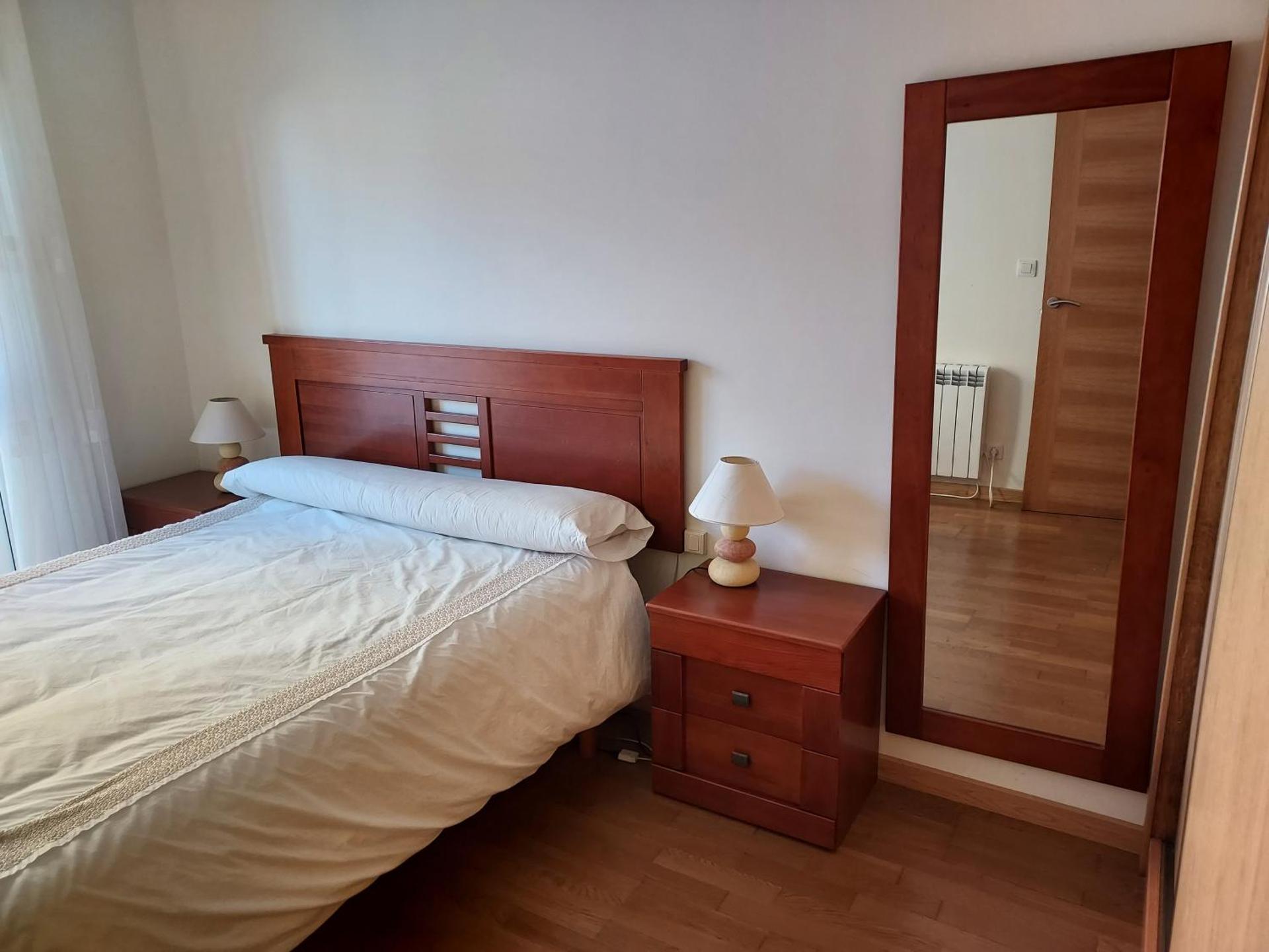Apartamento con jardín
