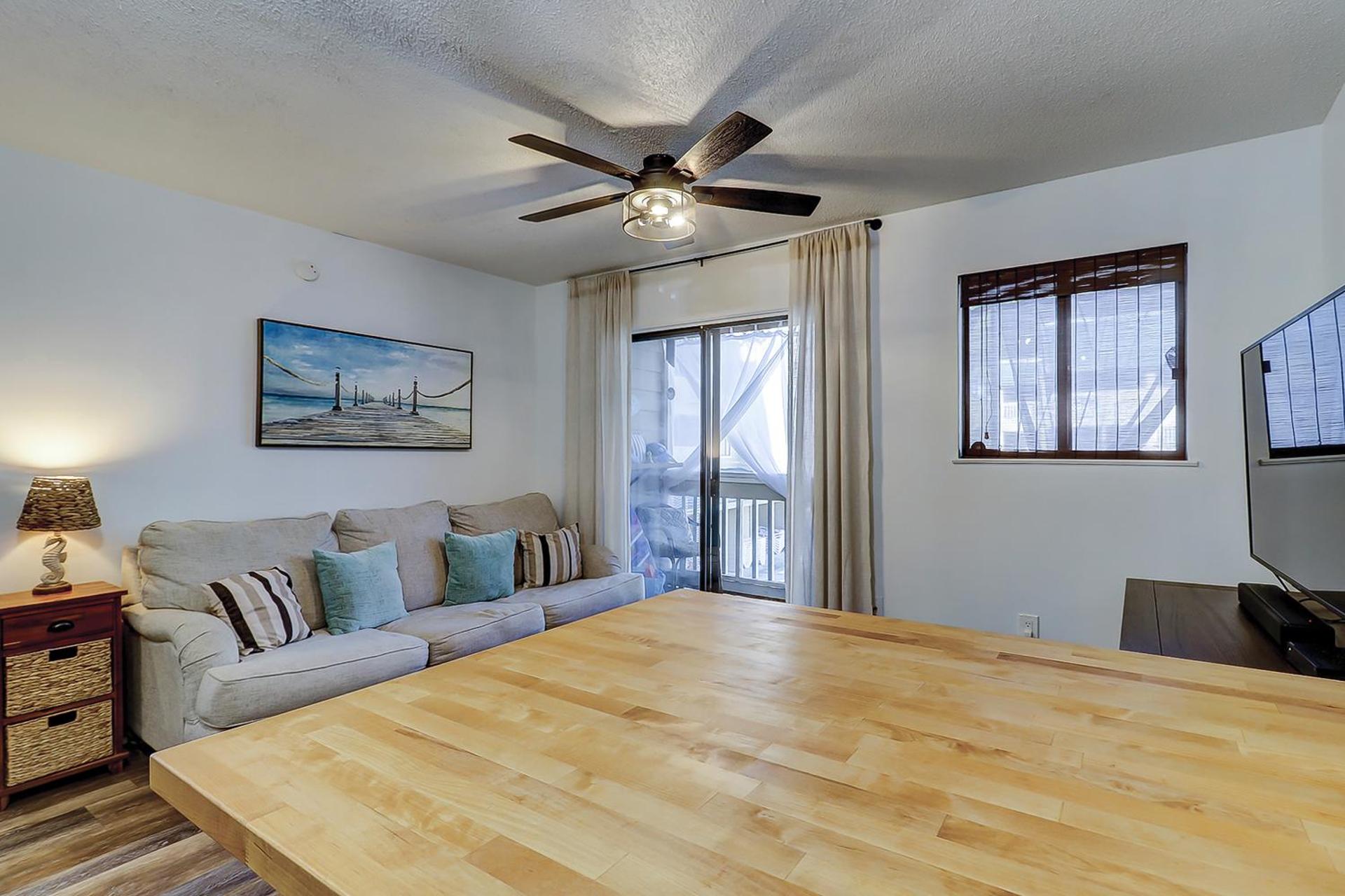 Spa On Port Royal Sound 2217