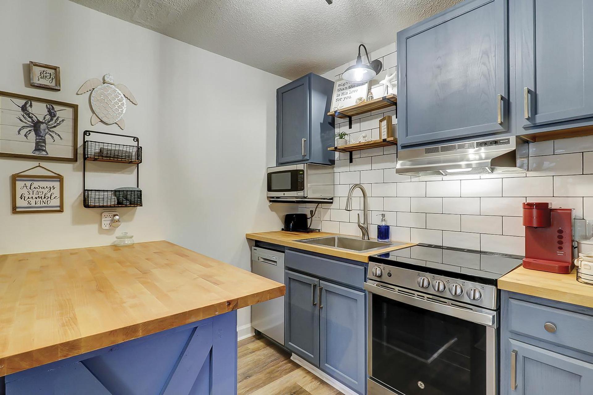 Spa On Port Royal Sound 2217