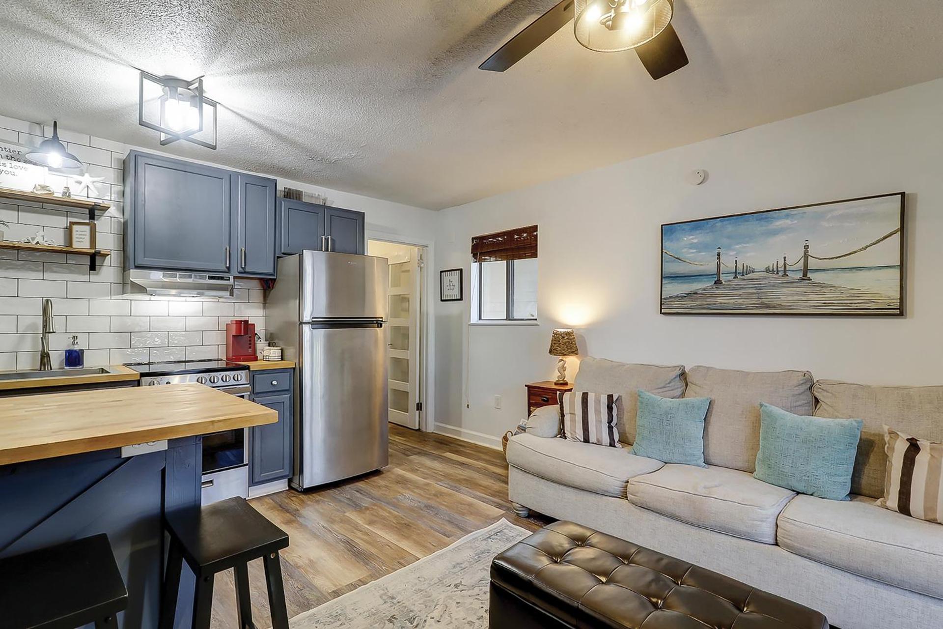 Spa On Port Royal Sound 2217