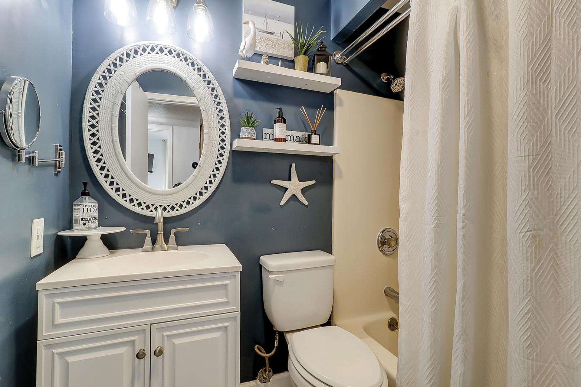 Spa On Port Royal Sound 2217