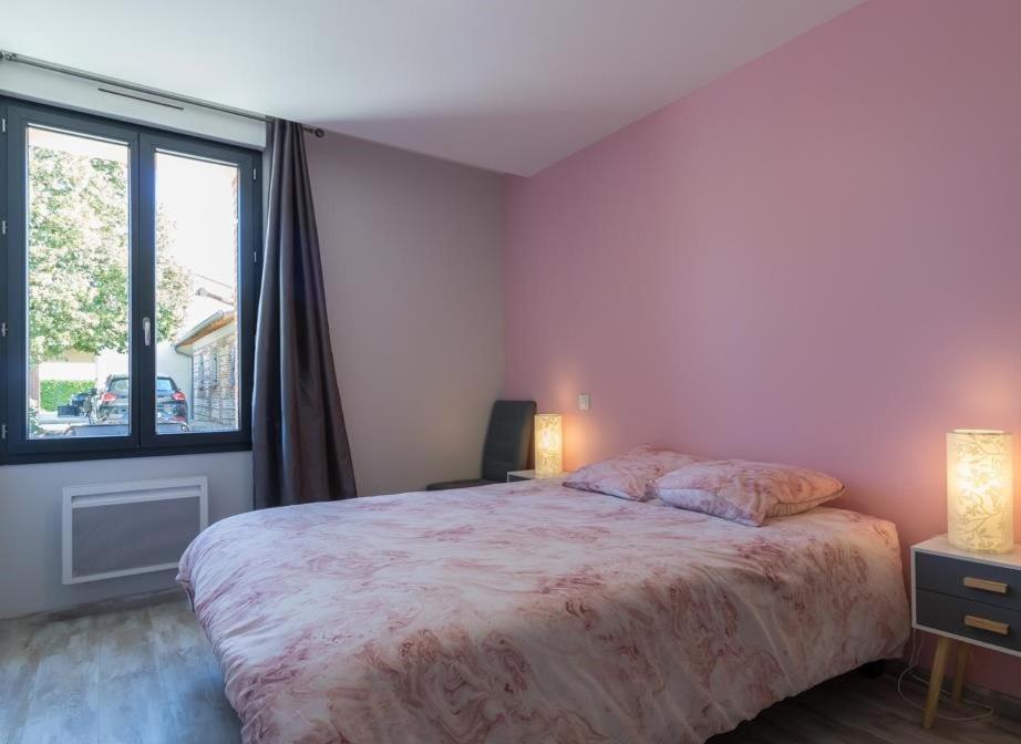 Apartment with Garden View