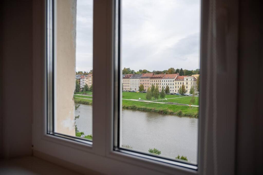 Blick Apartments - Waterfront Green Apartment