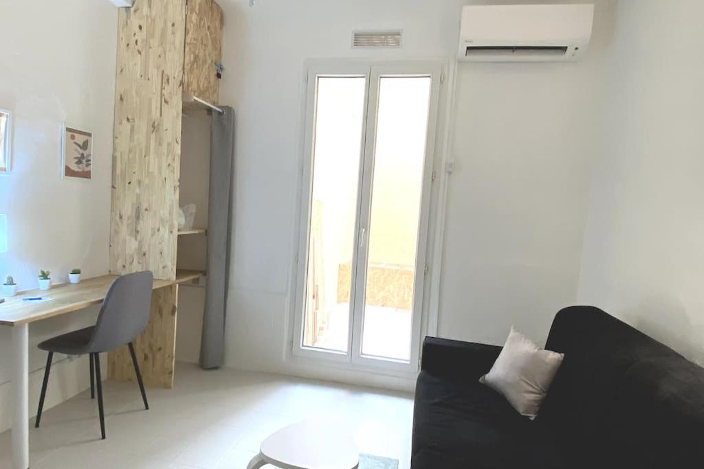 Studio "Les Cactus" avec Terrasse à 5 min à pied de la Plage