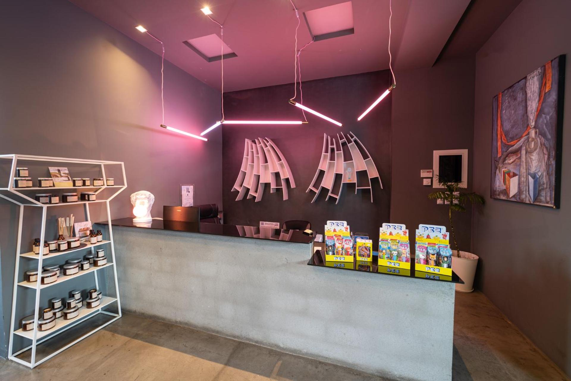 Oniropetra Boutique Hotel