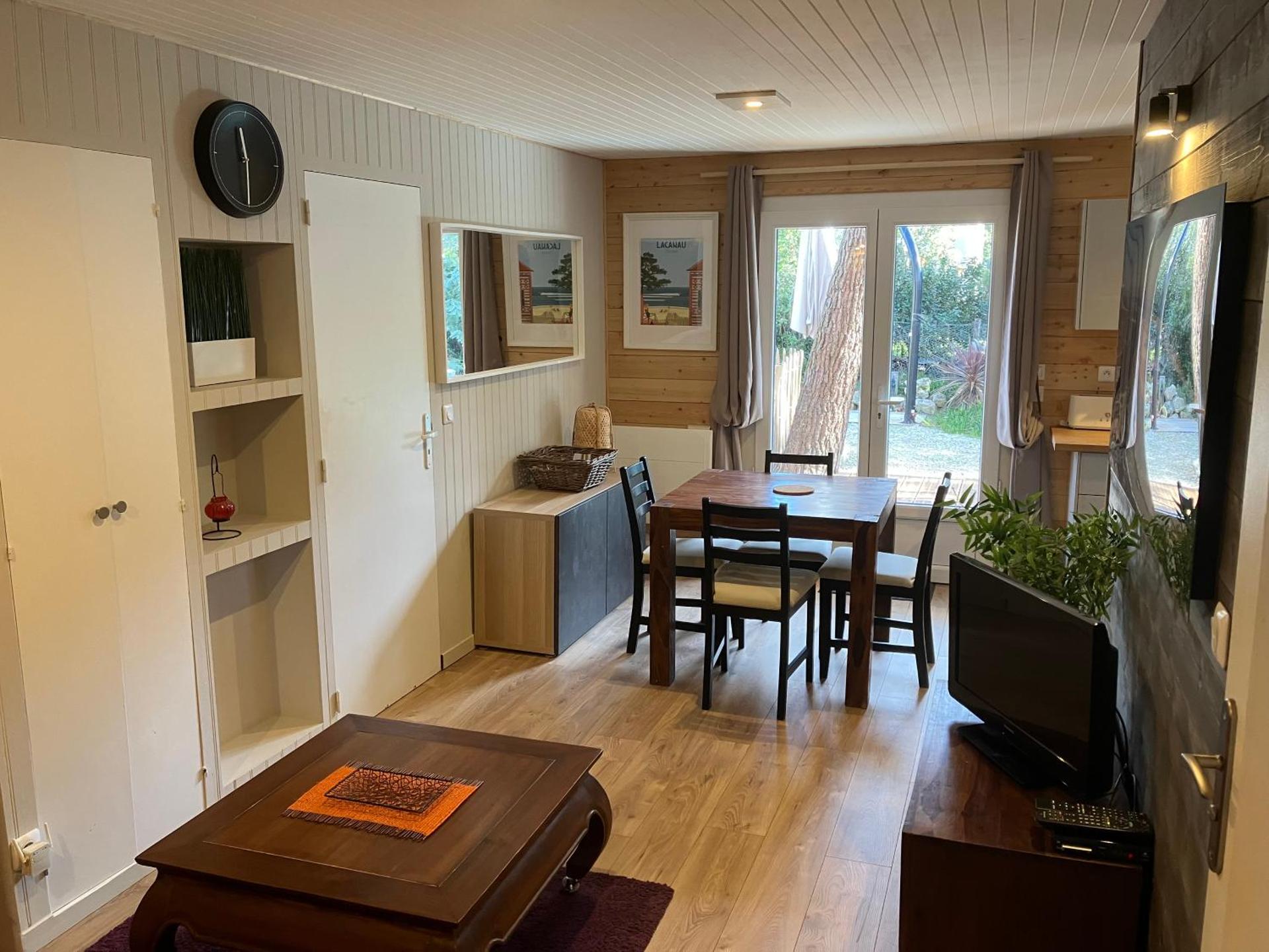 Deux pièces ou studio Plage Sud à 200m