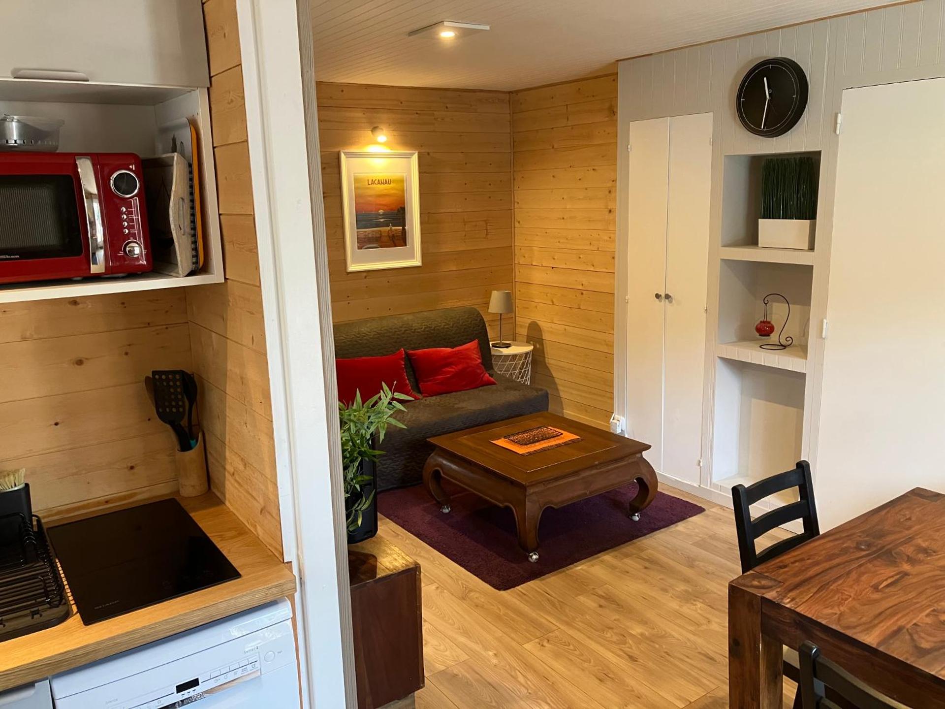 Deux pièces ou studio Plage Sud à 200m