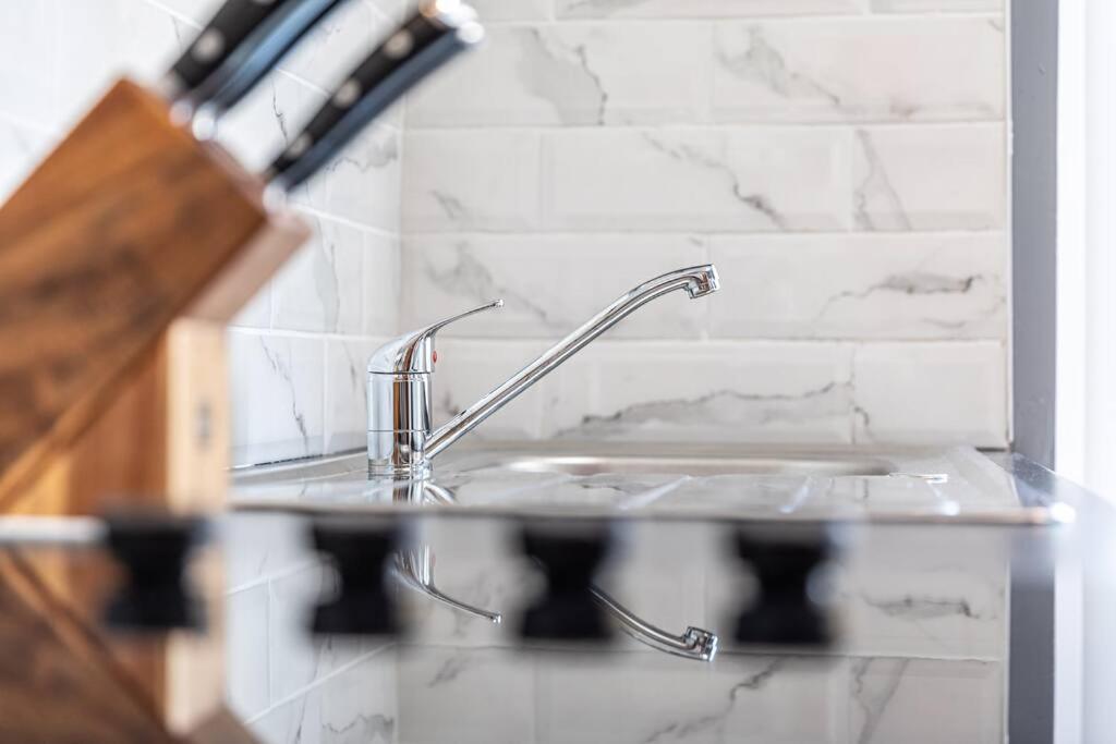 Stunning house close to the stadium + Hot tub!