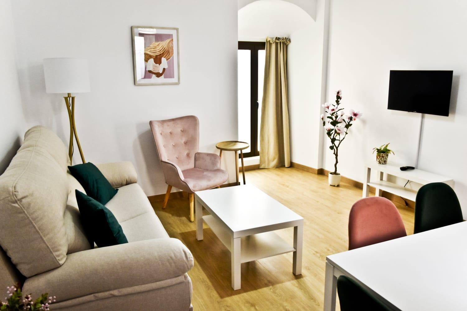 Communal lounge/ TV room