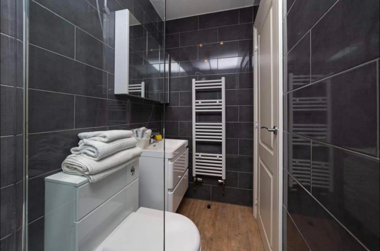 Beautiful 1BD apartment on the King’s Road Chelsea