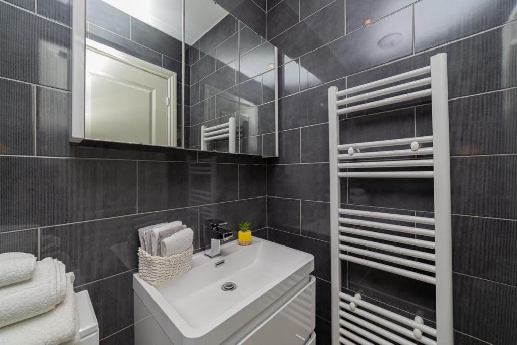 Beautiful 1BD apartment on the King’s Road Chelsea