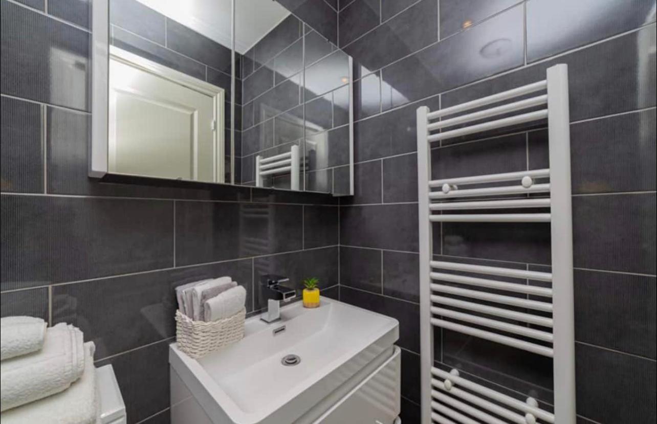 Beautiful 1BD apartment on the King’s Road Chelsea