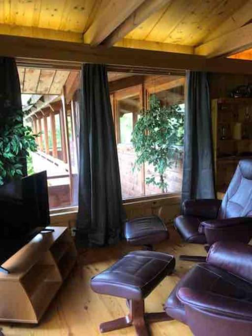 Olden by the fjords of Norway, Bjørkelund