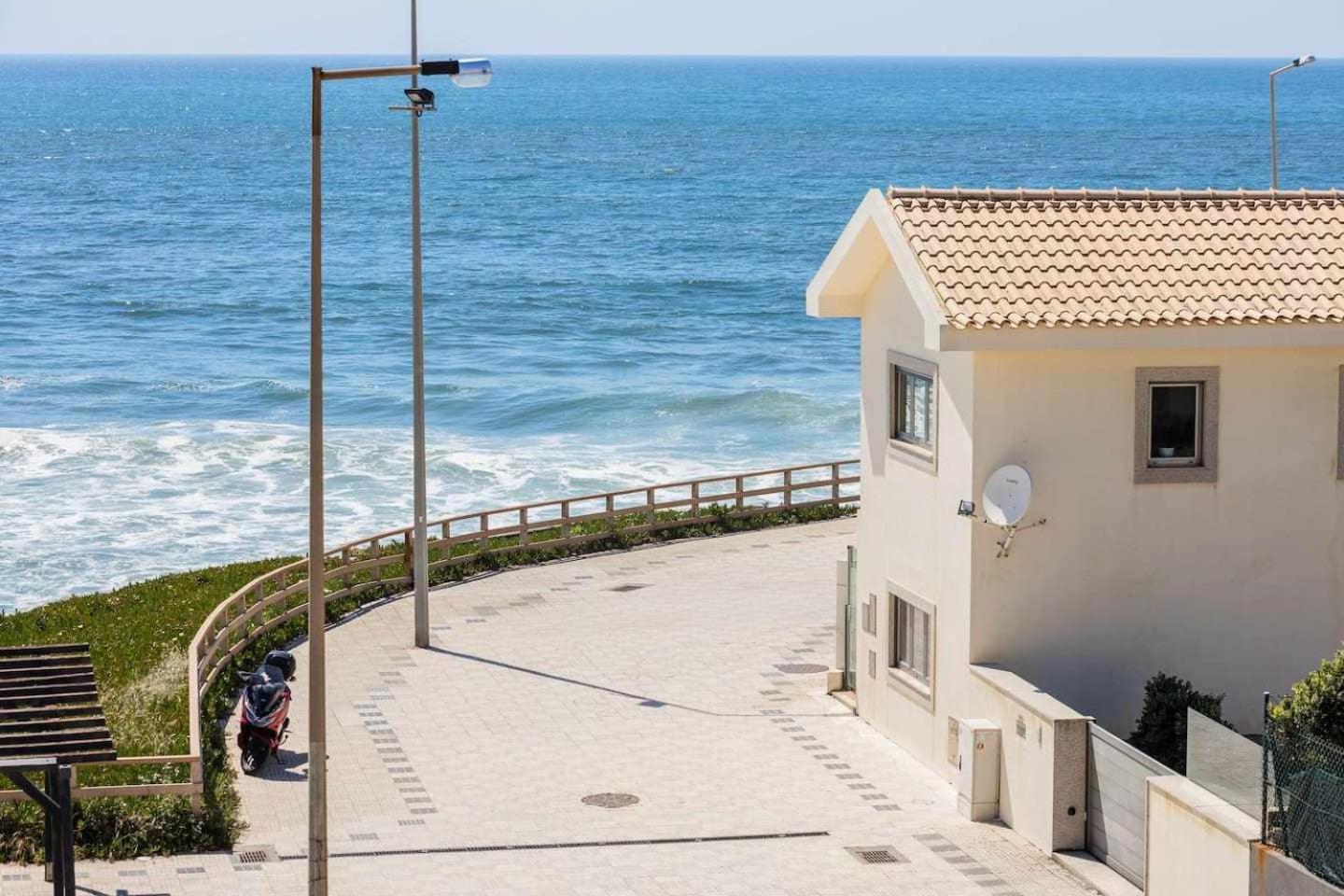 Apartment with City View