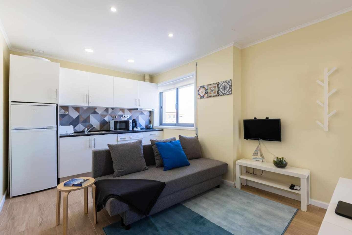 Apartment with City View