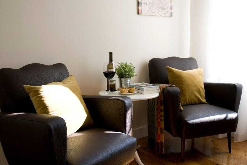 Romantic & Renewed 1 bedroom Apartment in Campolide - 1E