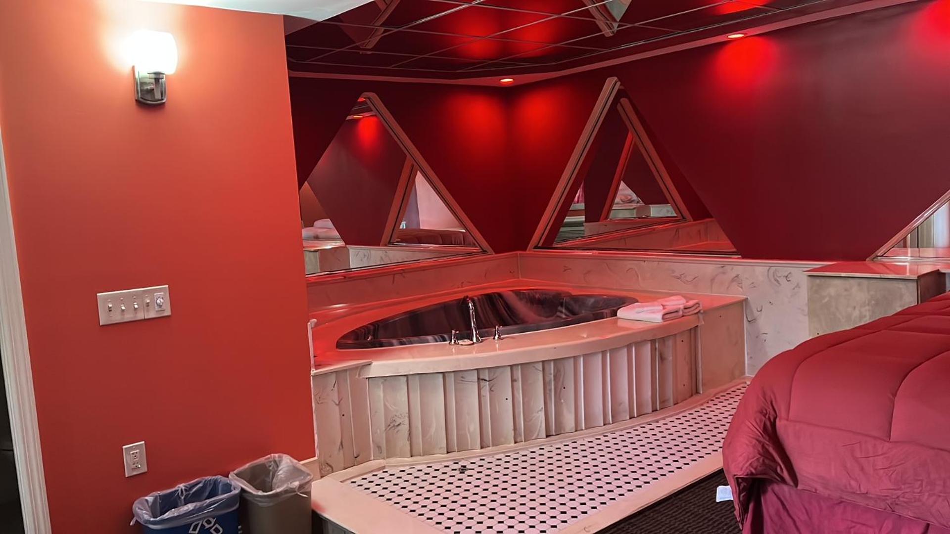 Gallery Holiday Motel