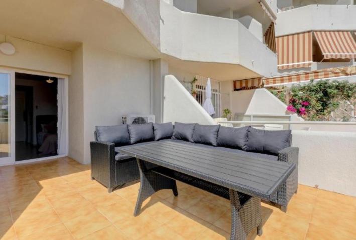 EL ESTUDIO DE LA PLAYA BENALBEACH 324 Gran Terraza vistas al mar