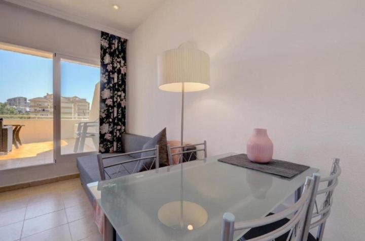 EL ESTUDIO DE LA PLAYA BENALBEACH 324 Gran Terraza vistas al mar