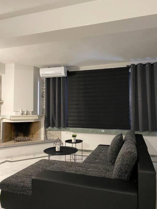 M&F Meteora Apartments #1