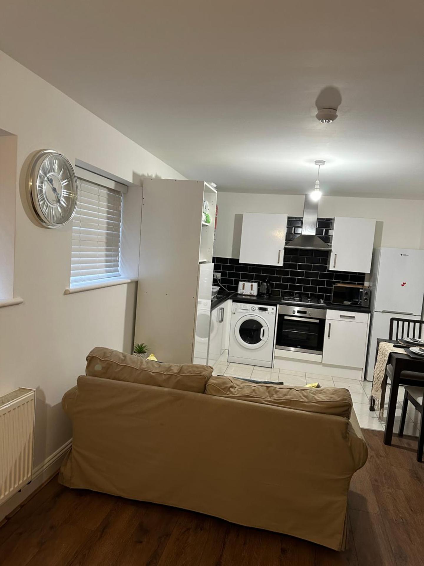 Beautiful Hoe Street Dream Ground Floor one bedroom apartment