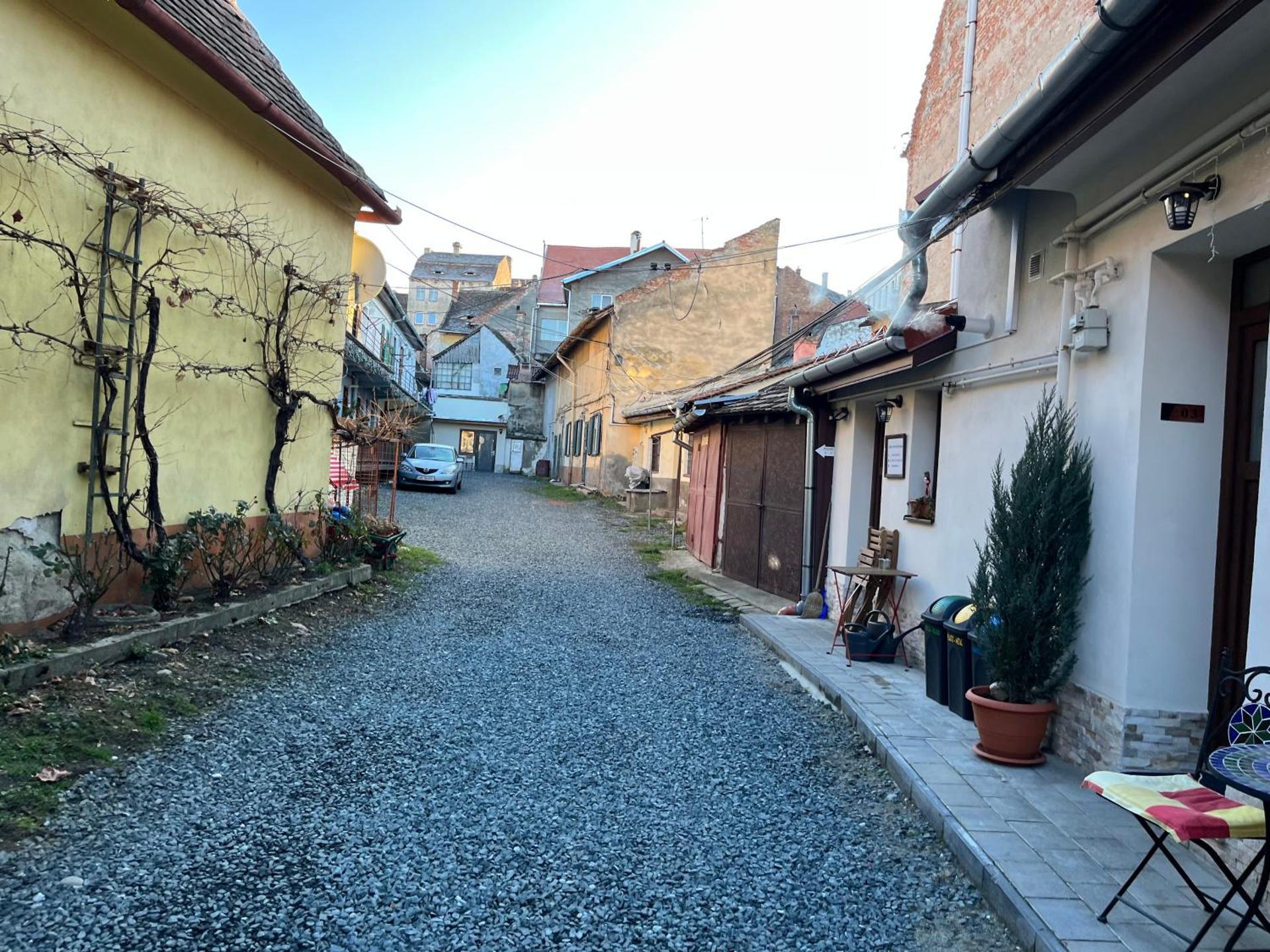 Inner courtyard view