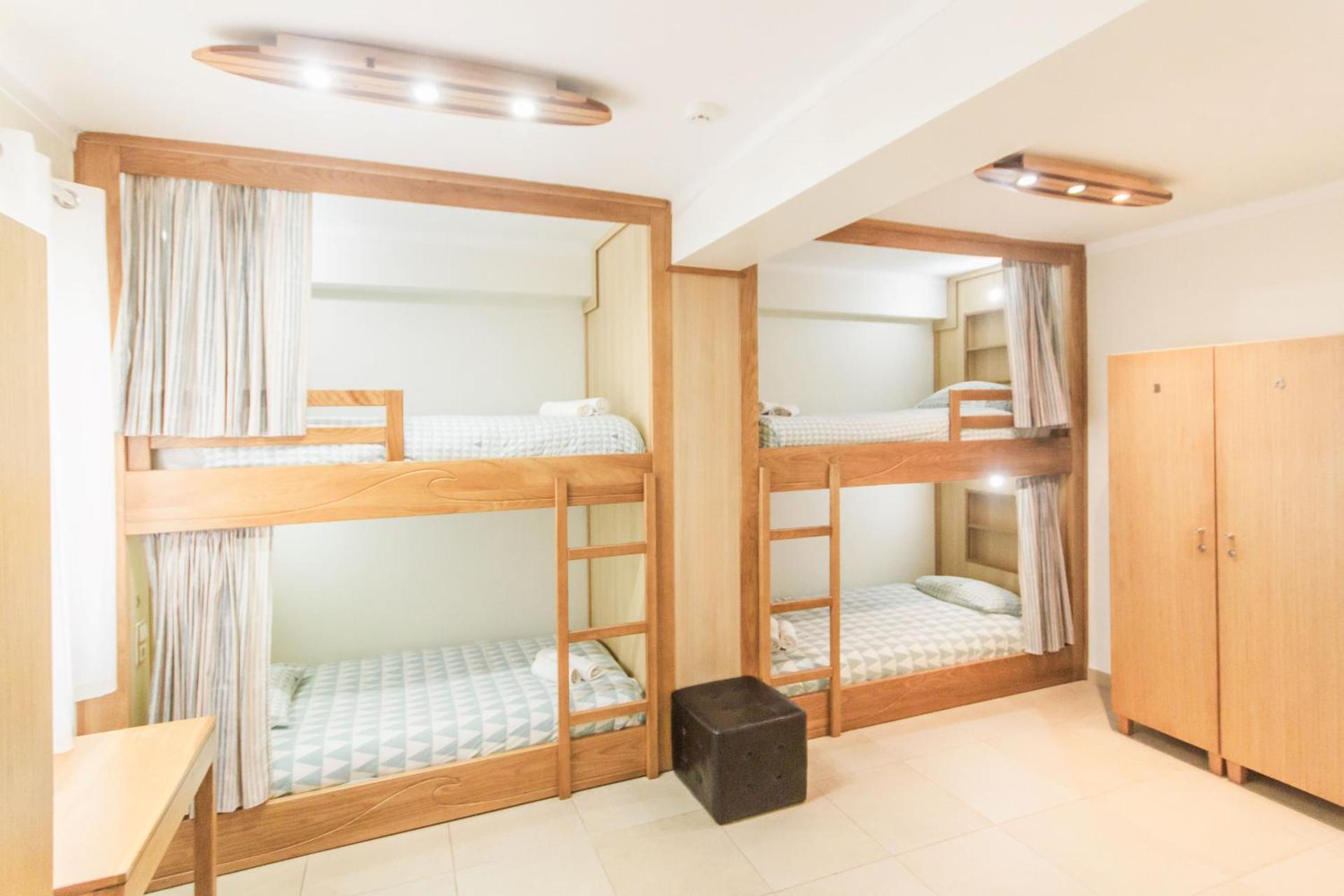 Peniche Surfcamp Hostel