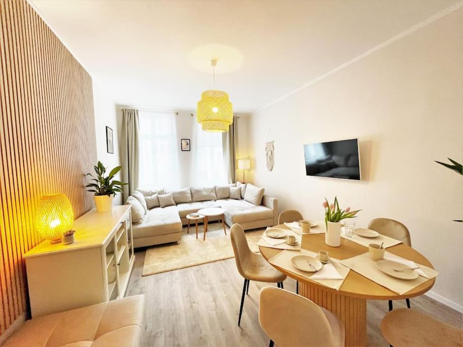 CASARINA - Charmante Wohnung direkt am Zoo mit Sauna