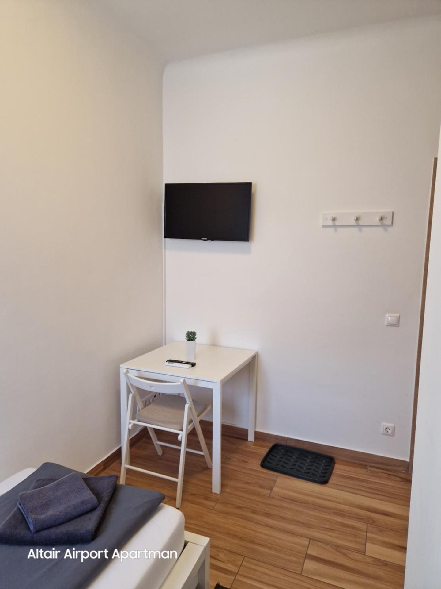 Altair Airport Apartman