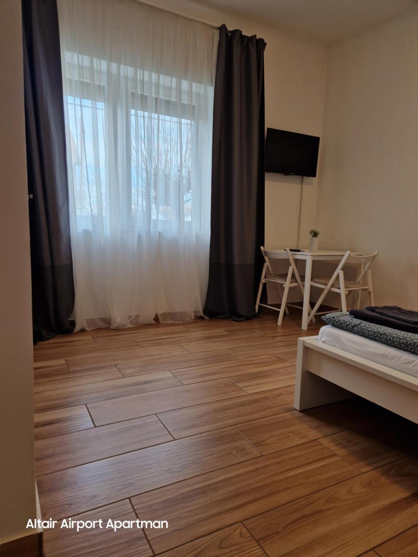 Altair Airport Apartman
