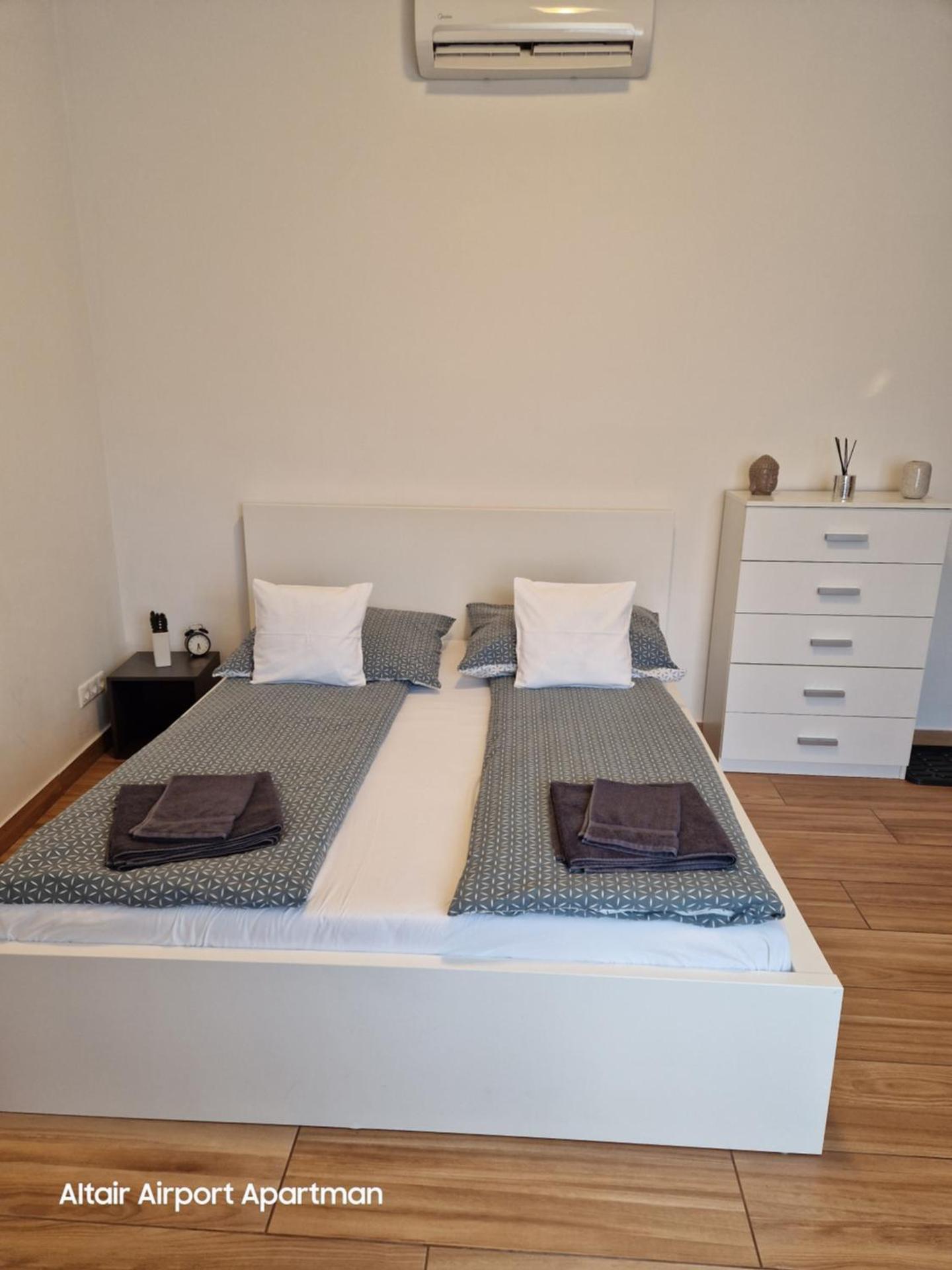 Altair Airport Apartman