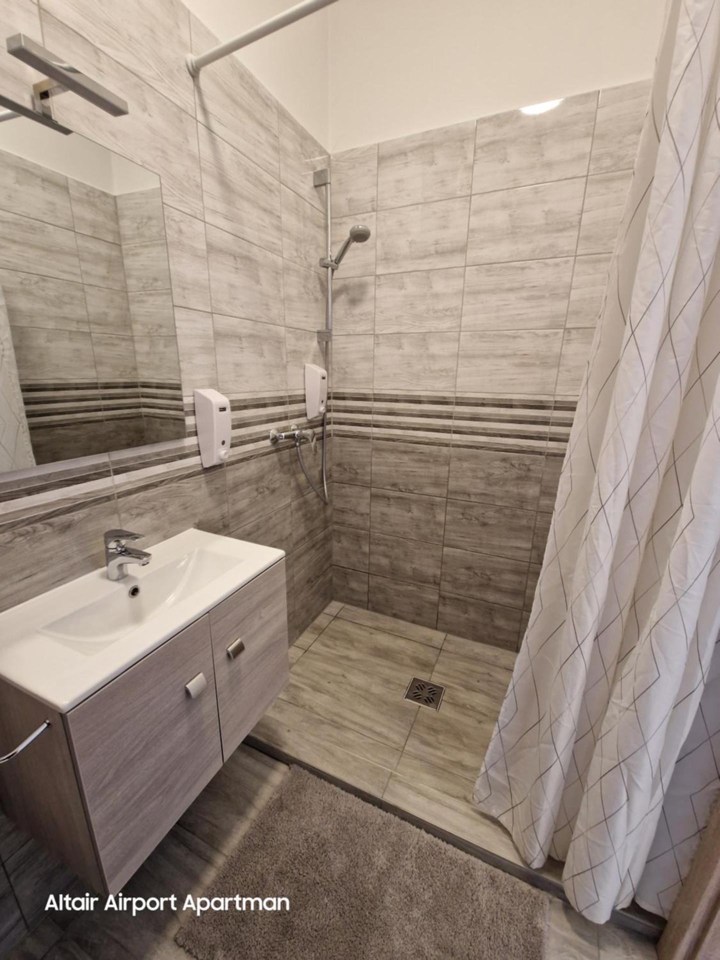 Altair Airport Apartman