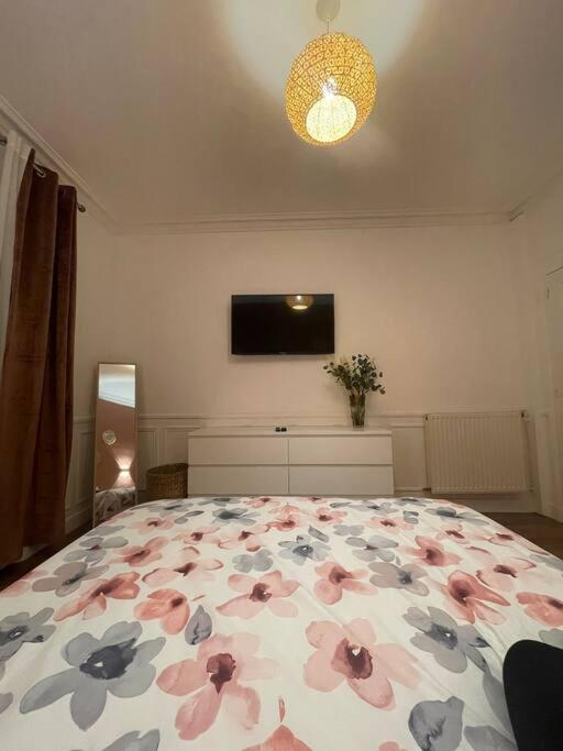 MIRA - Sublime apartment close to train station